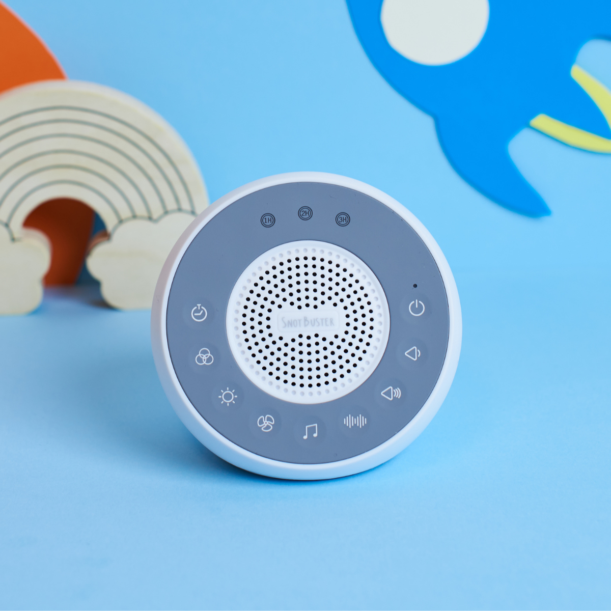 SnotBuster natlampe med white noise-højttaler i hvid – kombineret lyd og lys til babyværelset
